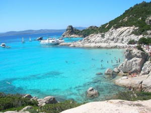 Kristallklares Wasser auf Sardinien